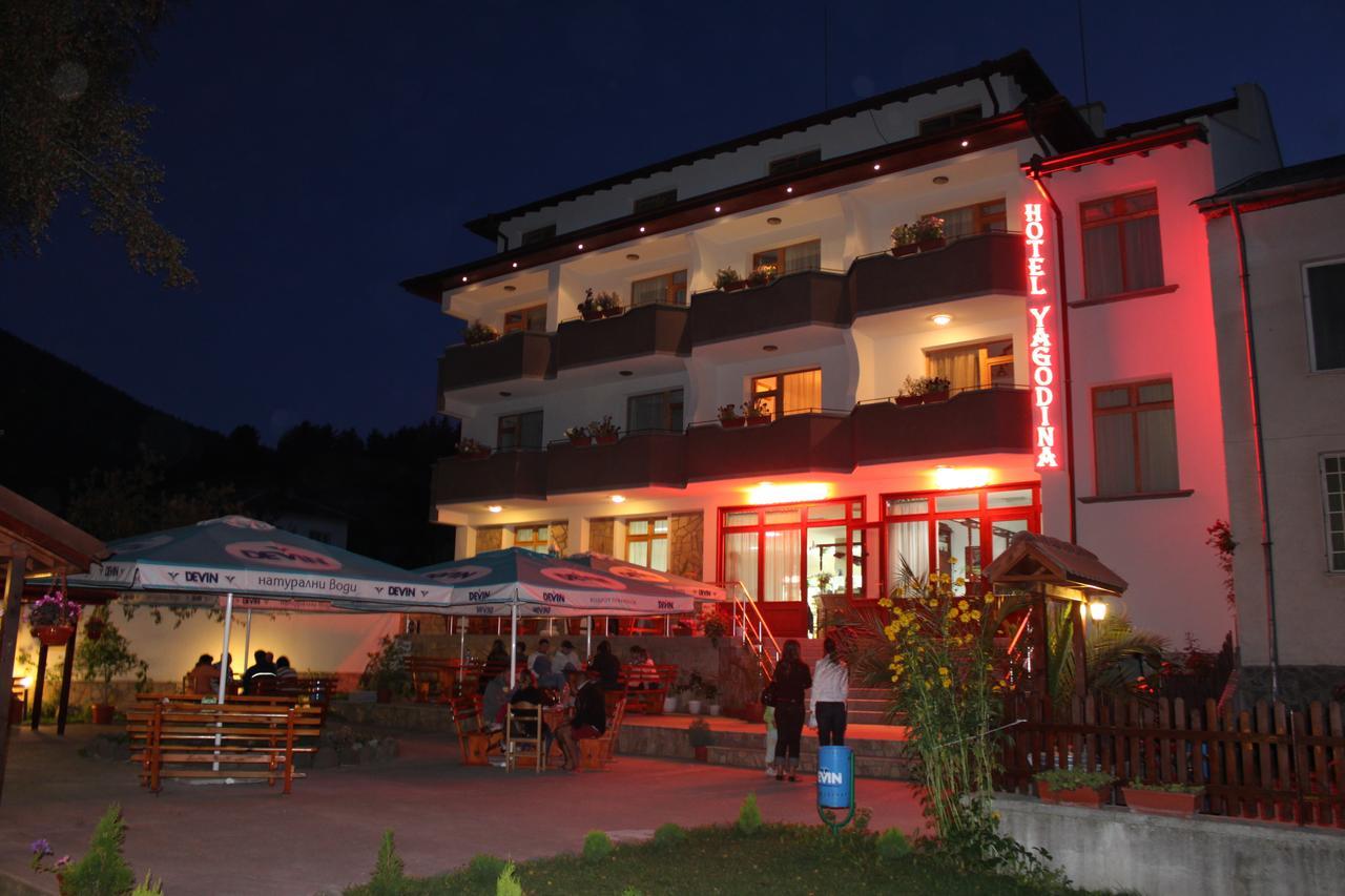Yagodina Family Hotel Екстер'єр фото
